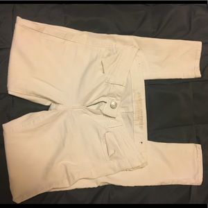 Women’s white American Eagle jeans size 4